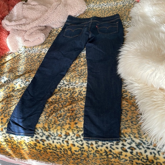 Levis pull on style dark wash skinny/straight jeans - Picture 7 of 7